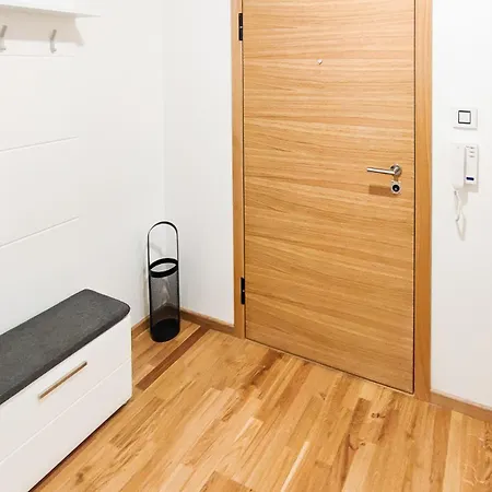 Filinhome Gunduliceva 2 * Novi Sad