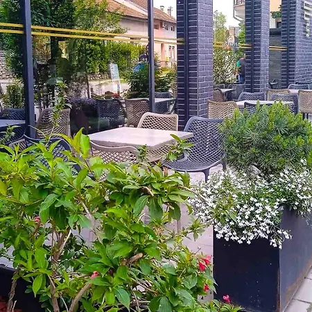 Filinhome Gunduliceva 2 * Novi Sad