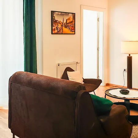 Filinhome Gunduliceva 8 *