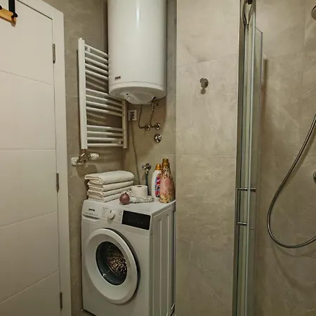 Filinhome Gunduliceva 8 شقة *